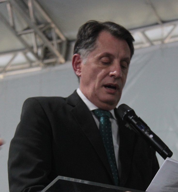 O reitor Zízimo Moreira Filho