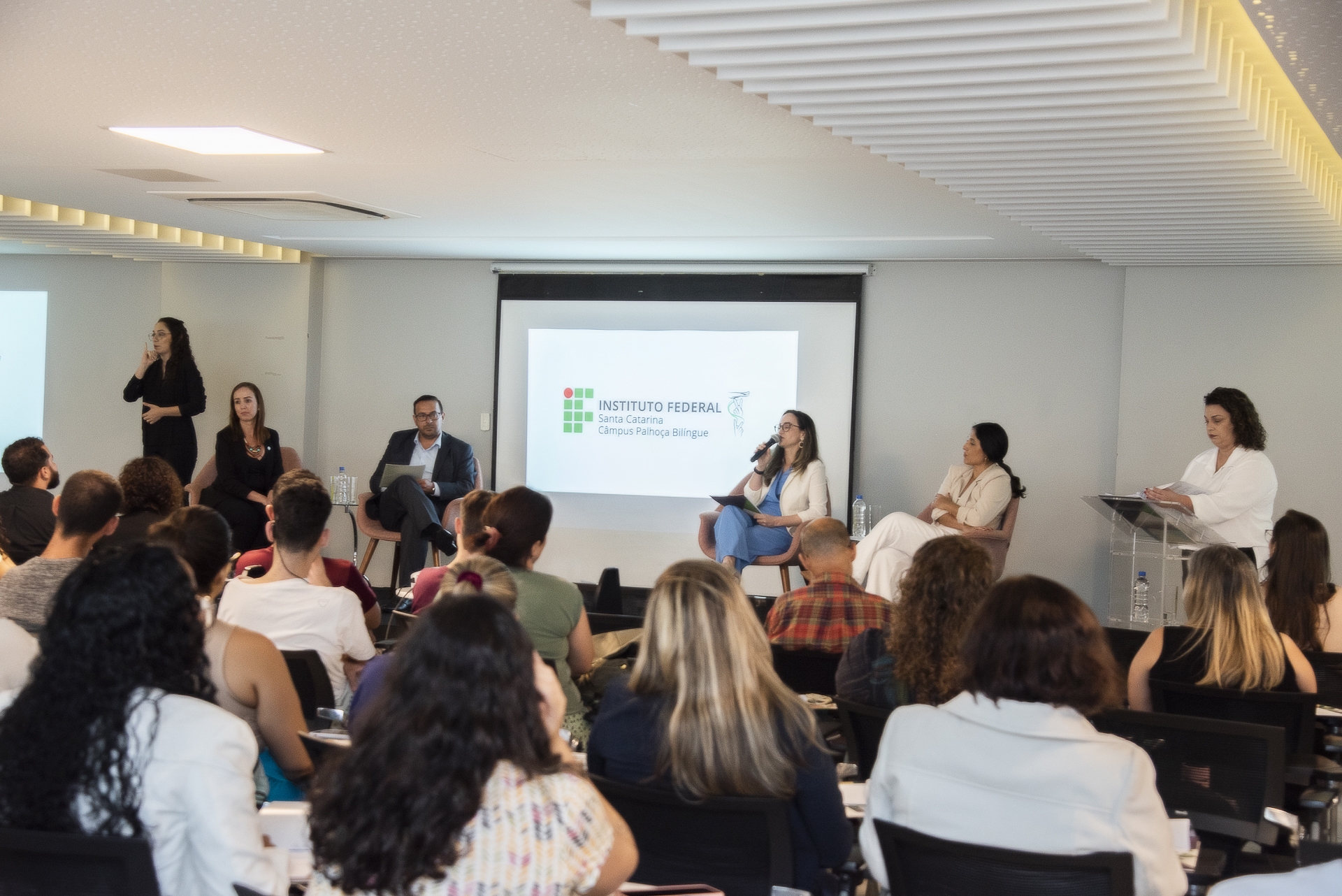 Seminário ocorreu na sede da Aemflo, em São José