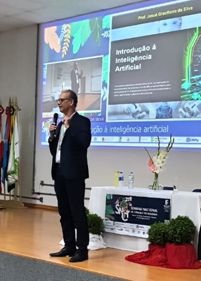 Professor Jesué falou sobre inteligência artificial na prática