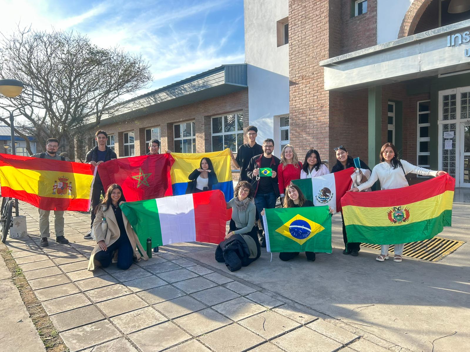 Estudantes do IFSC Câmpus São Miguel do Oeste com outros intercambistas