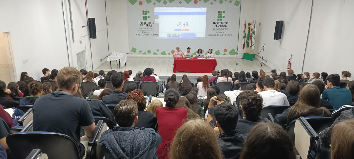 Apresentação da chapa única que concorre à direção-geral no IFSC Centro.