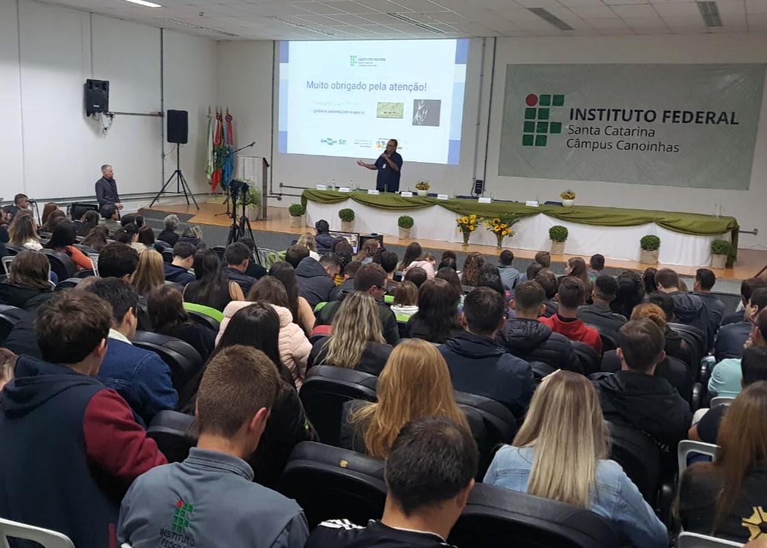 Palestra sobre vitivinicultura nos diferentes biomas brasileiros