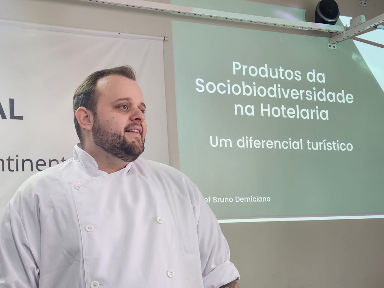 Palestrante na abertura do evento, Bruno Demiciano é formado no Câmpus Florianópolis-Continente e hoje é chef da cozinha de um hotel em Blumenau