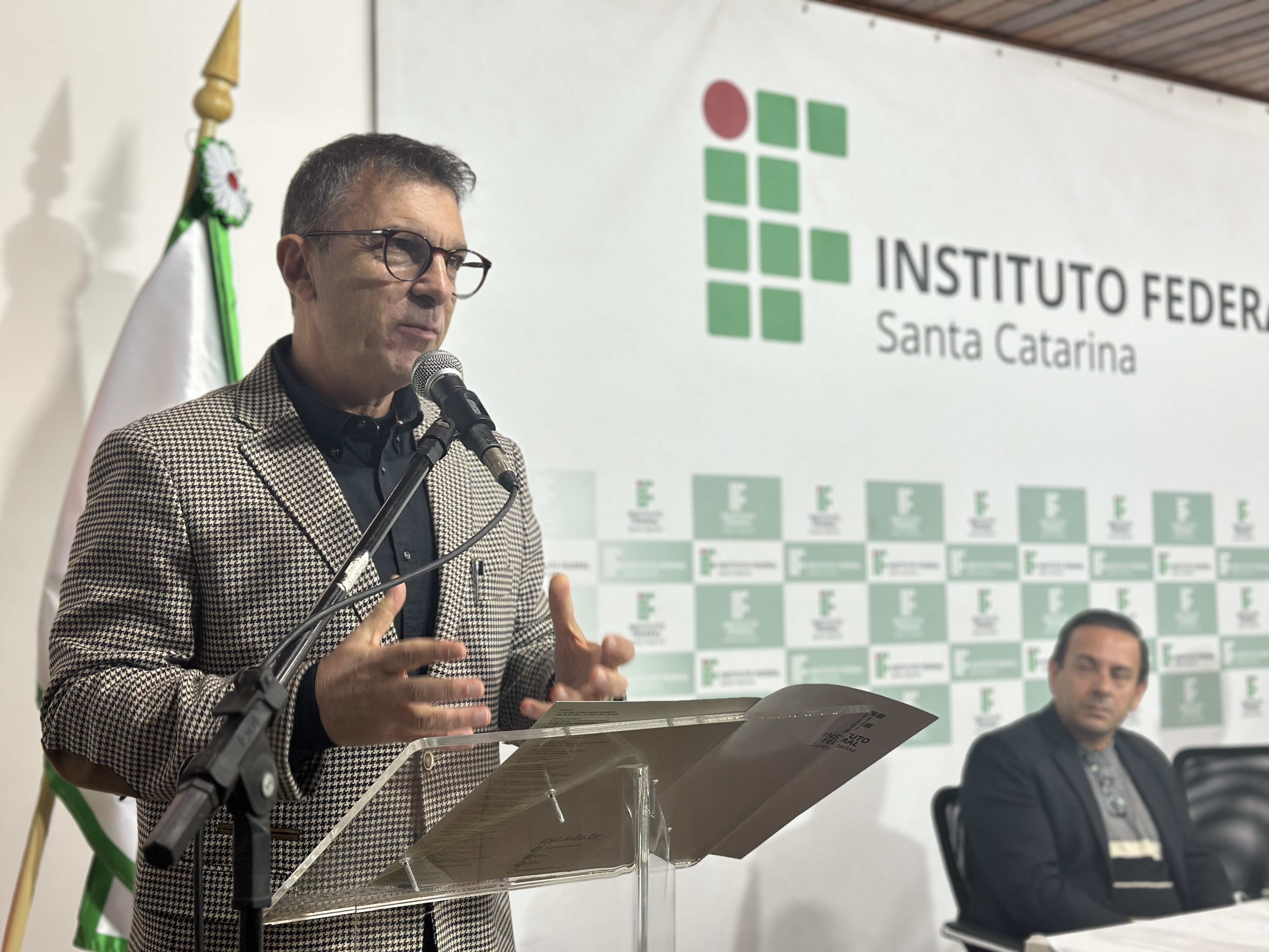 O reitor do IFSC Mauricio Gariba Júnior reiterou o compromisso institucional com as ações afirmativas