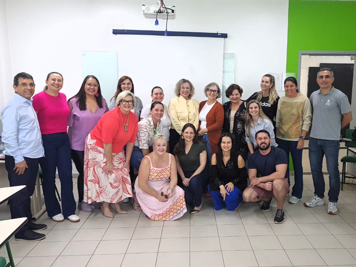 Deputada parabeniza curso de Enfermagem pelo conceito máximo no Enade