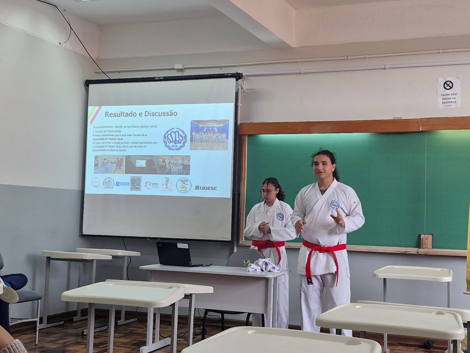 Estudantes do IFSC apresentam projeto no Seurs