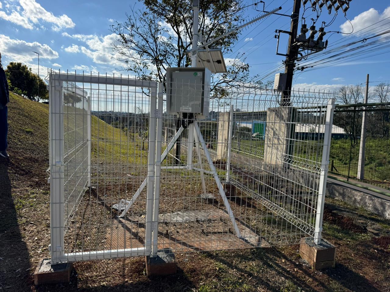 A estação de monitoramento em Chapecó foi a última a ser instalada. Foto: Divulgação/LMCA