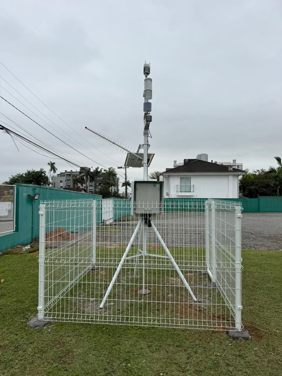 Estação de monitoramento em Joinville, no Norte do estado. Foto: Divulgação/LMCA
