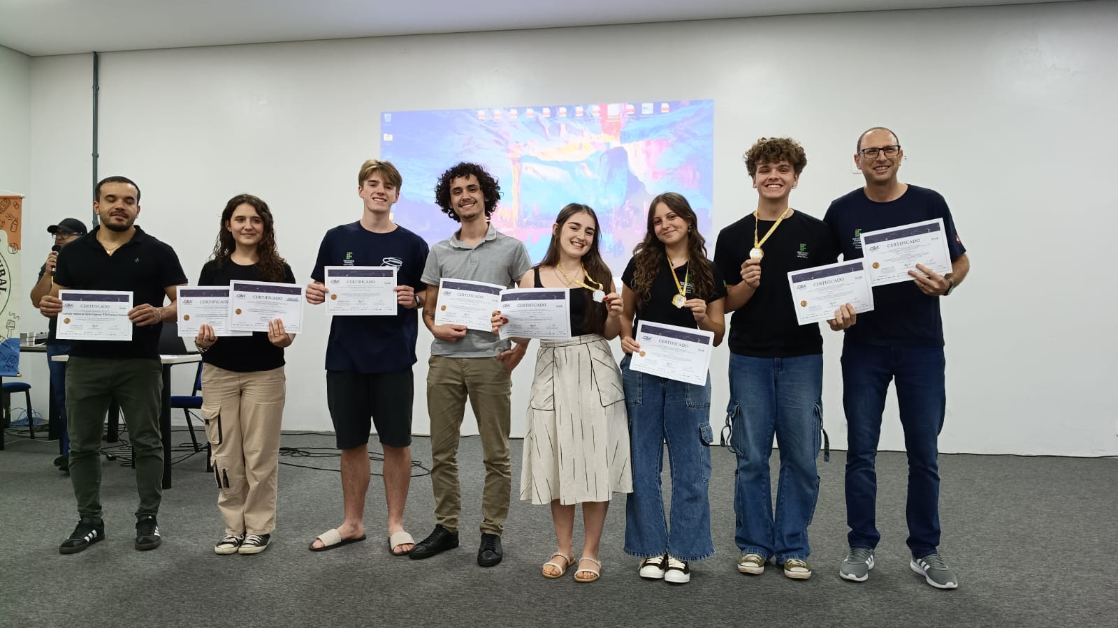 Entrega dos certificados e medalhas da OBA 2025