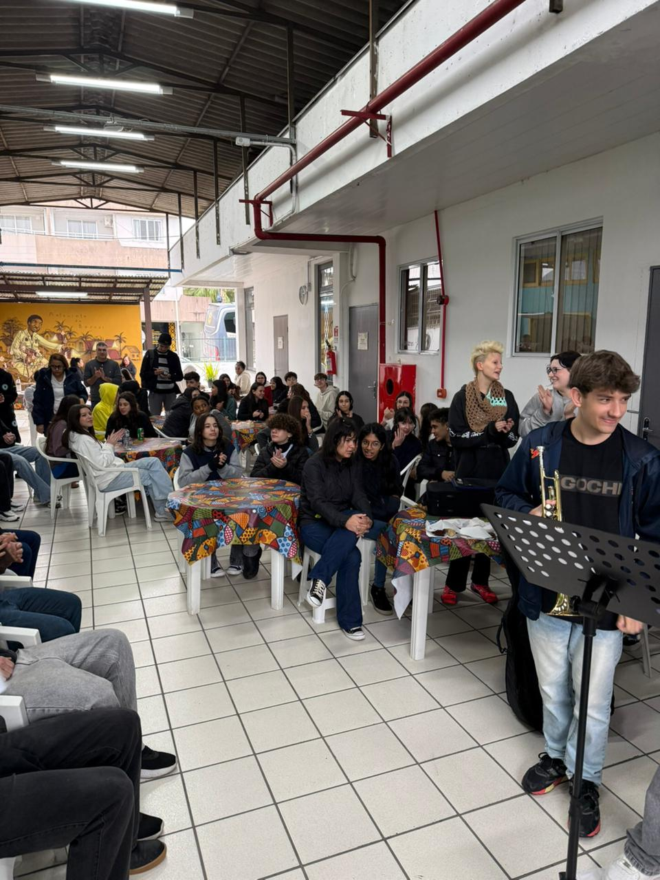 Atividades realizadas no espaço revitalizado da cantina do câmpus.