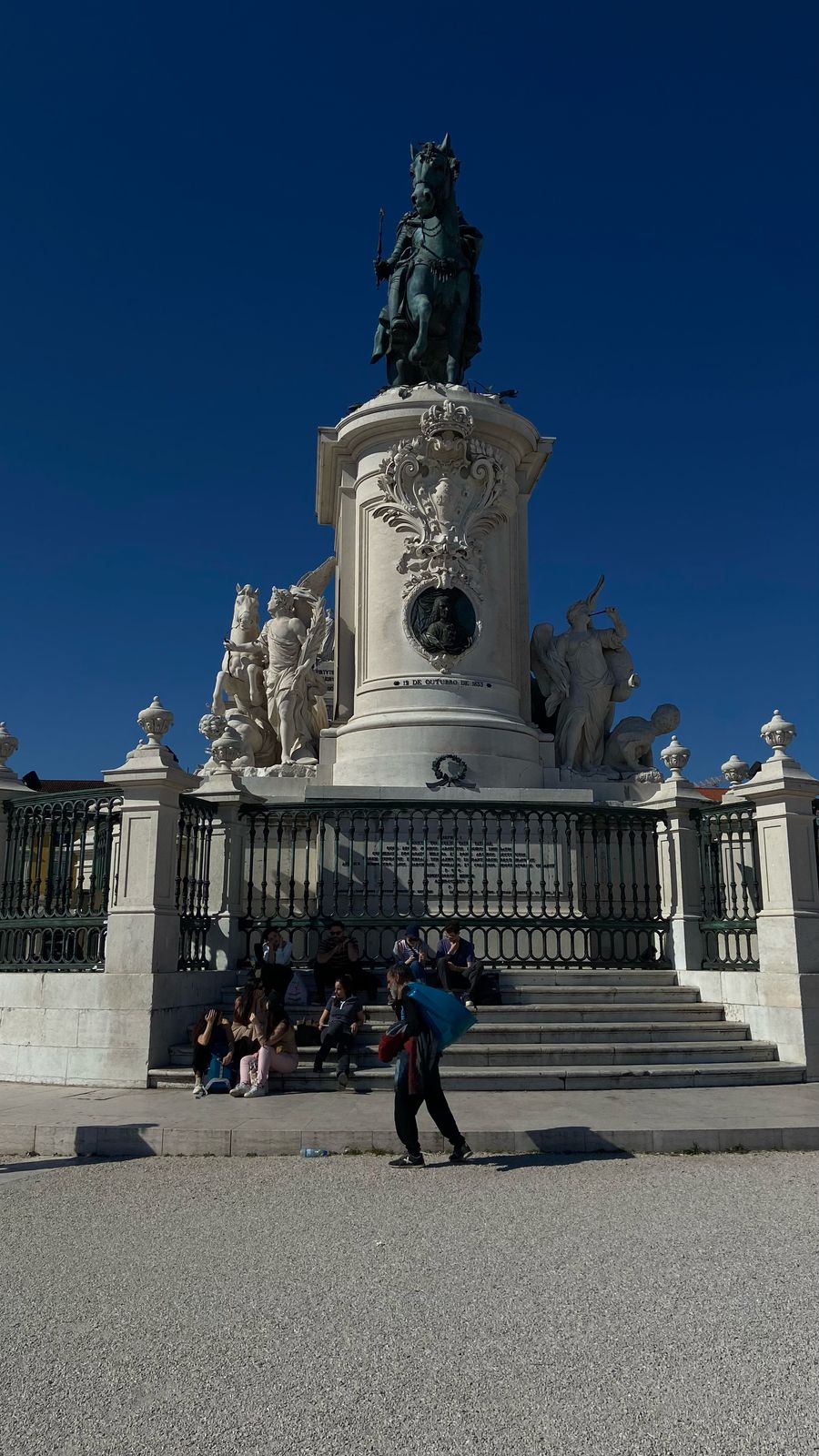 Foto de ponto turístico captada por Victor Evandro de Lima Guerra, participante do Propicie em Portugal.